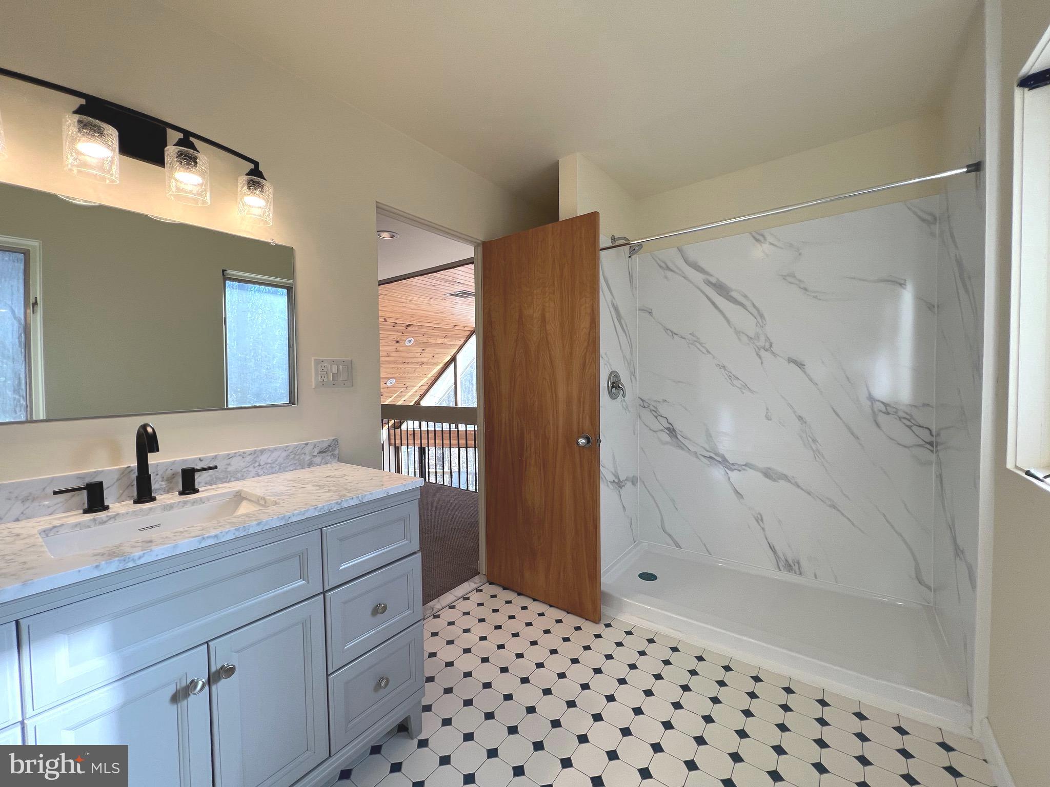 12889 Eagles View Road Phoenix, MD 21131 - Photo 32 of 45 Primary Bathroom