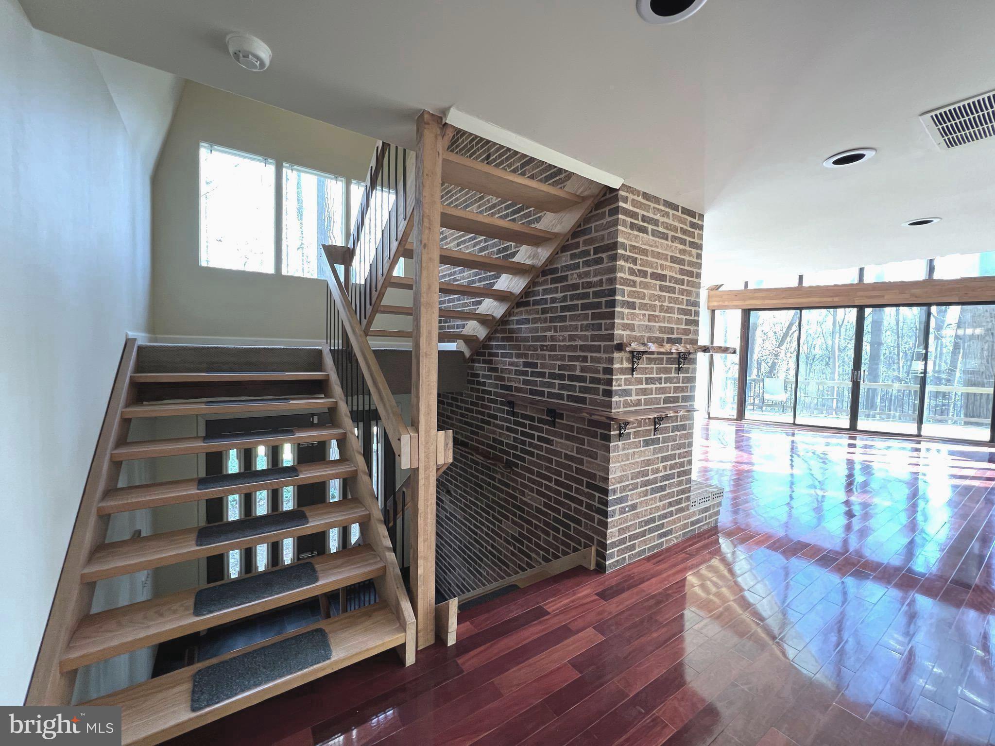 12889 Eagles View Road Phoenix, MD 21131 - Photo 10 of 45 Open Stairway