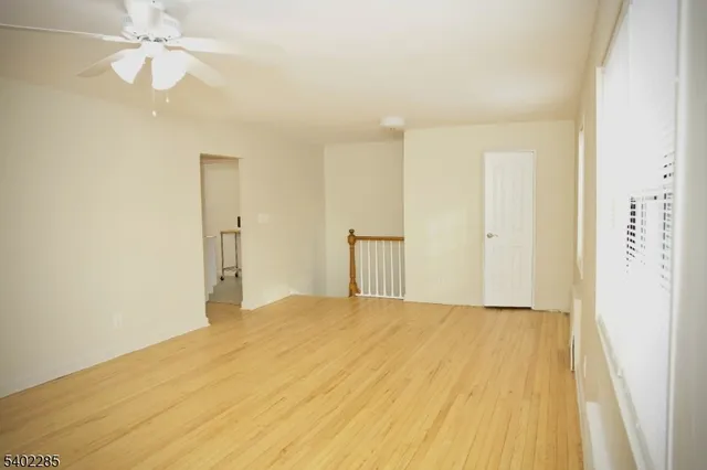 $2,100 | 33 West Roselle Avenue, Unit B, Roselle Park, NJ 07204