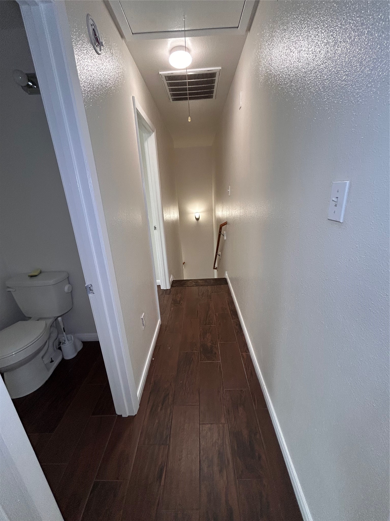 6837 Larkstone Street, Unit A Houston, TX 77028 - Photo 7 of 18 a view of entryway