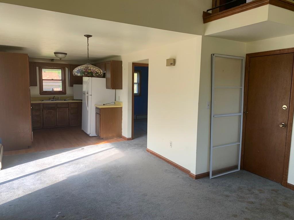 52 River Road Somerset, MA 02725 - Photo 2 of 23 Gallery Image 2