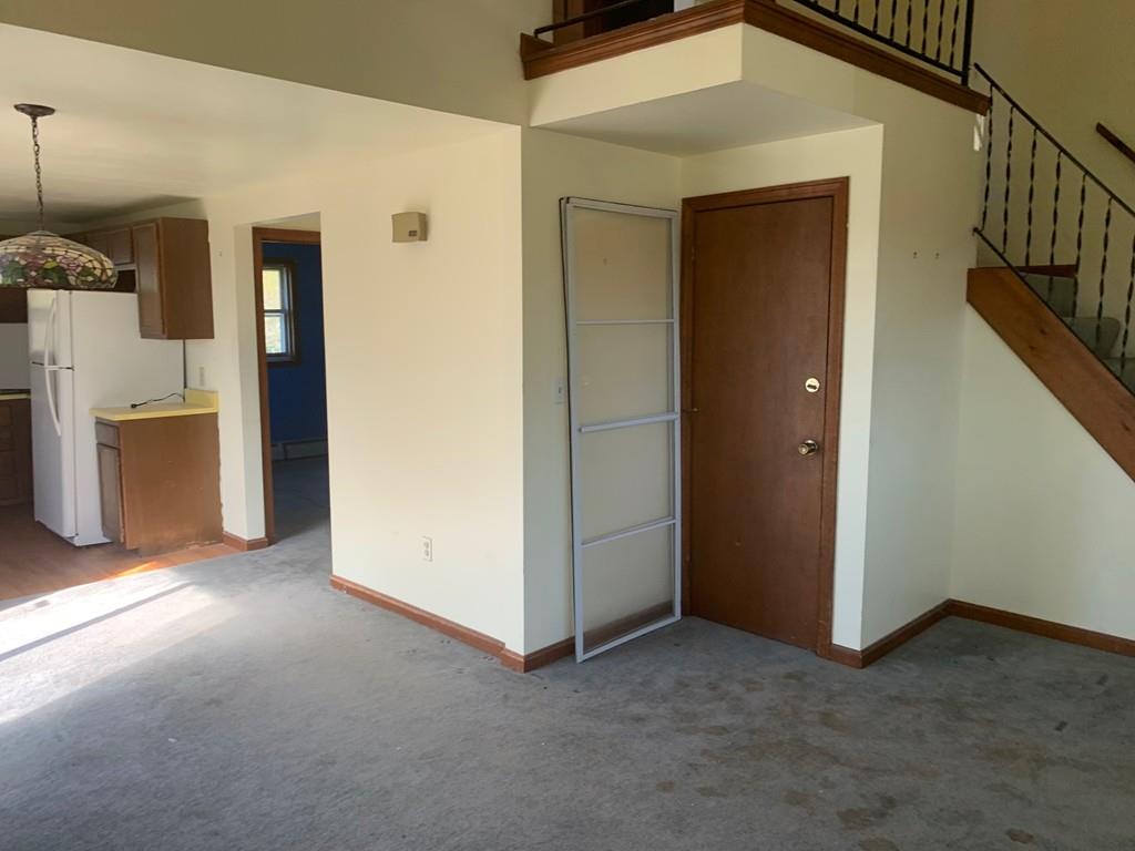 52 River Road Somerset, MA 02725 - Photo 3 of 23 Gallery Image 3