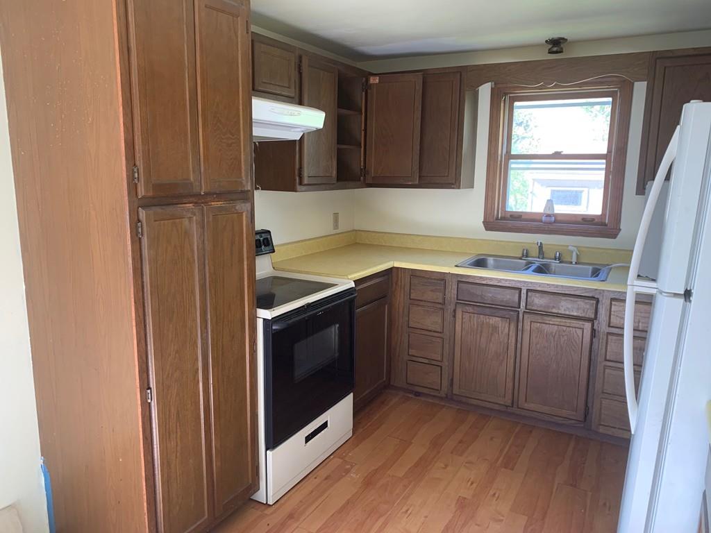 52 River Road Somerset, MA 02725 - Photo 9 of 23 Gallery Image 9