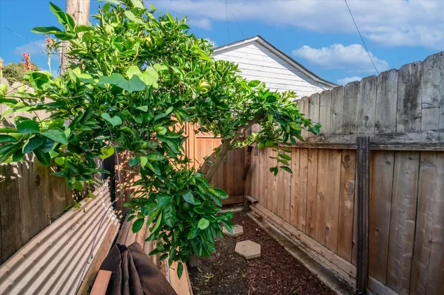 $399,000 | 108 Delta Avenue, Isleton, CA 95641