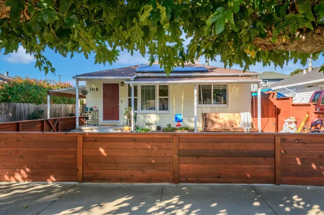 $399,000 | 108 Delta Avenue, Isleton, CA 95641