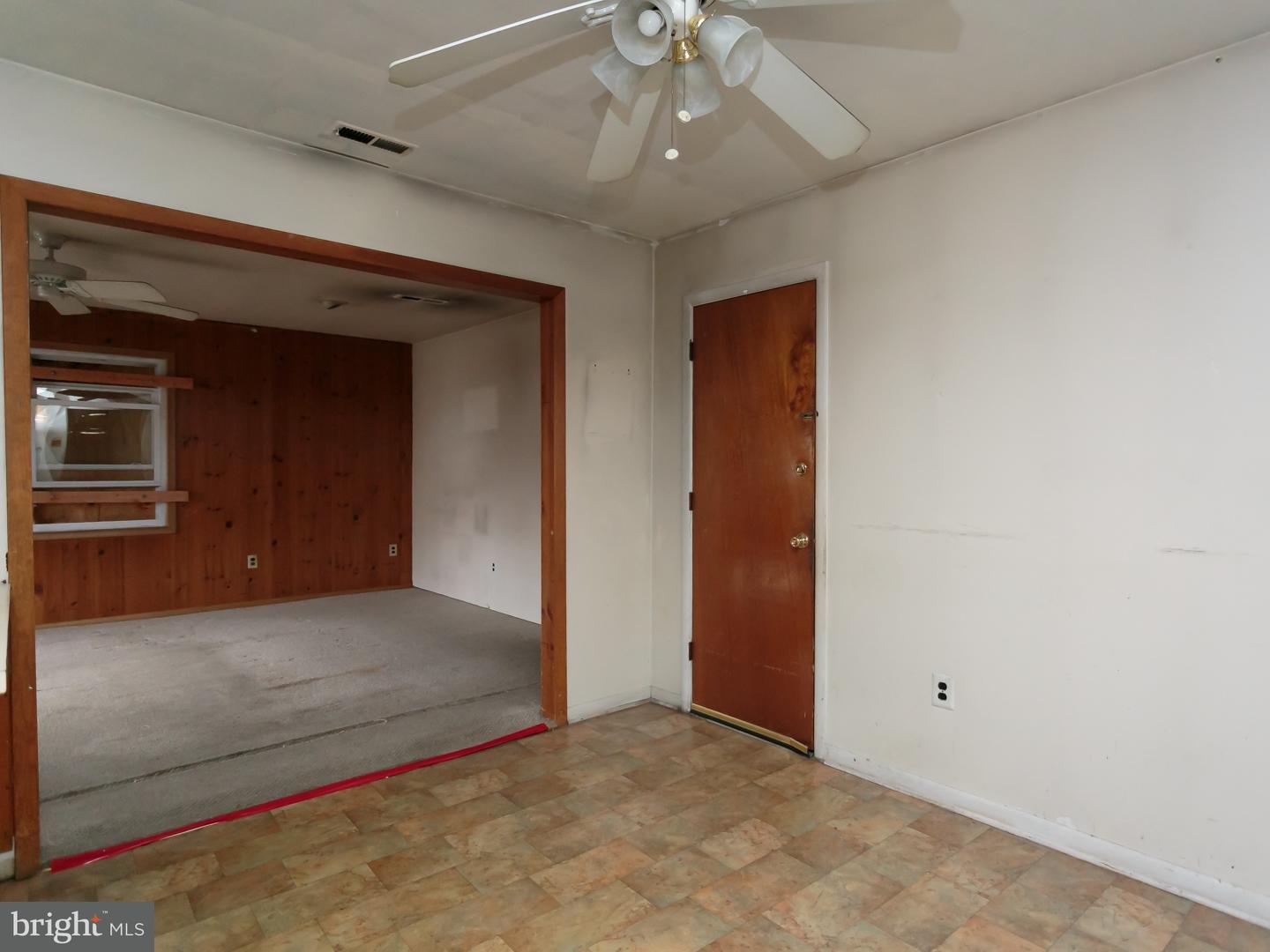 909 North Beecham Road Williamstown, NJ 08094 - Photo 10 of 25