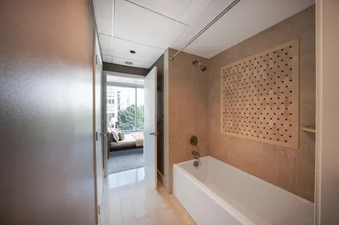 $239,900 | 8151 33rd Avenue South, Unit 305, Bloomington, MN 55425