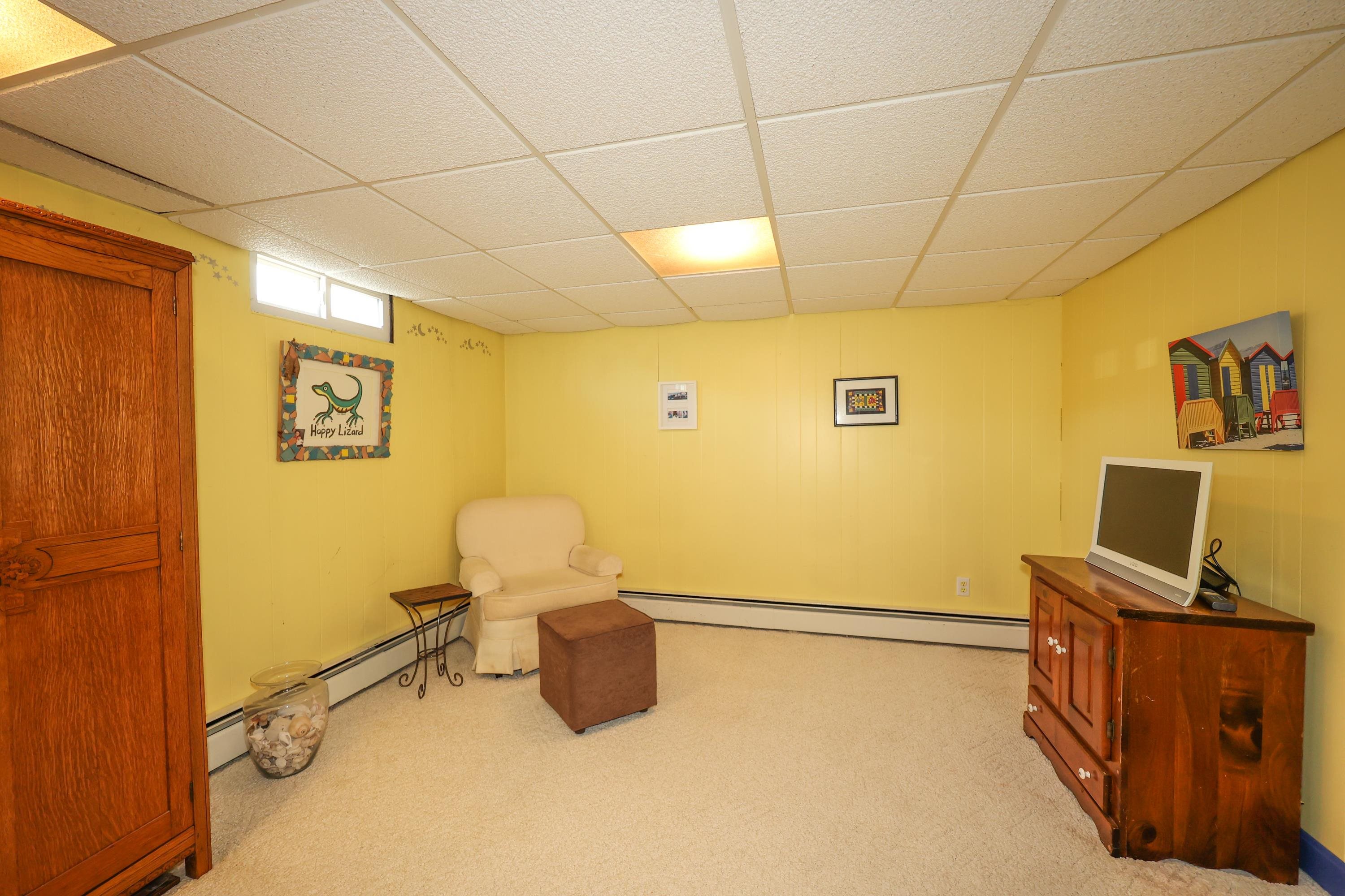 104 Greeley Street Manchester, NH 03102 - Photo 28 of 40 Gallery Image 28