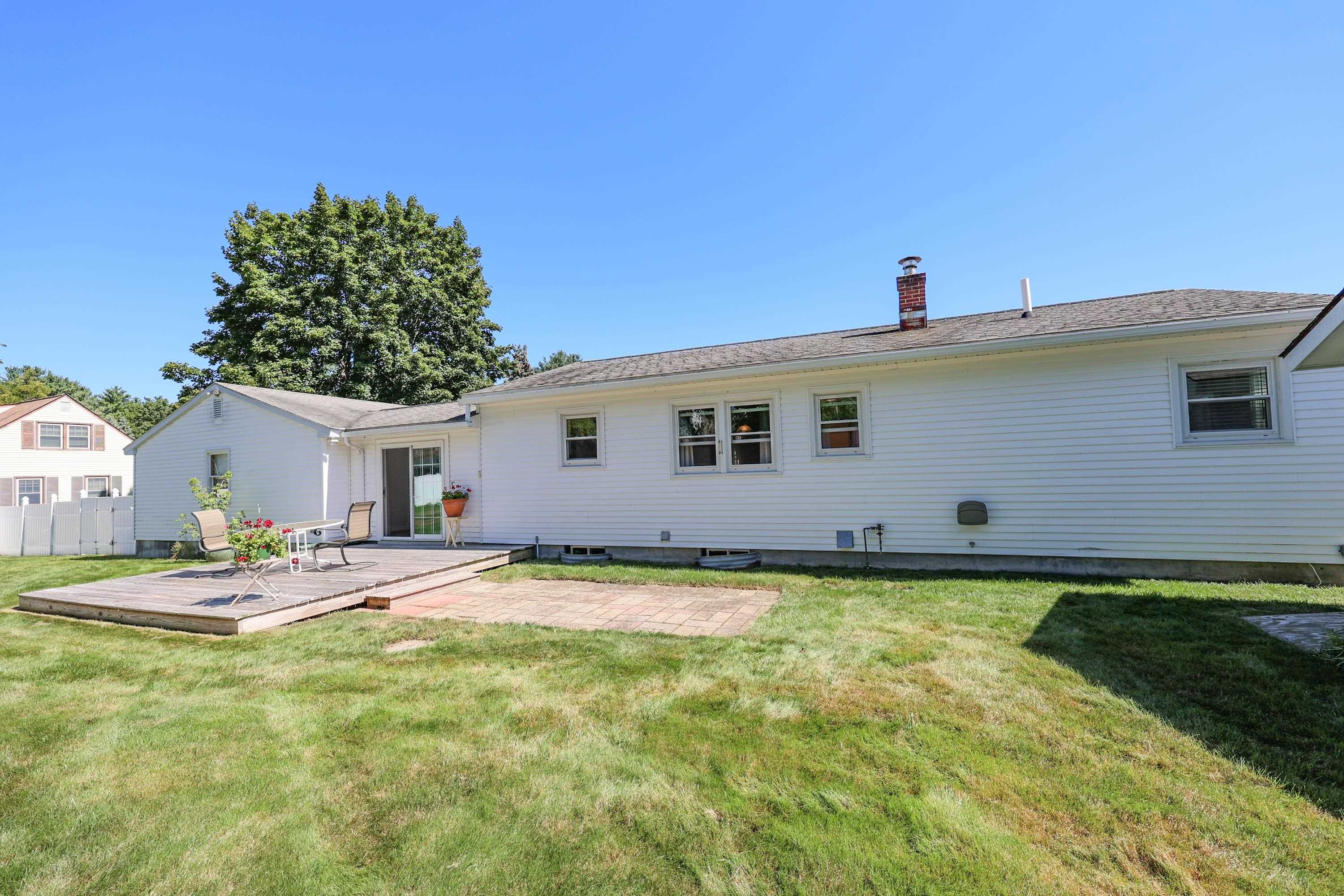 104 Greeley Street Manchester, NH 03102 - Photo 39 of 40 Gallery Image 39