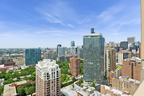 $450,000 | 1111 South Wabash Avenue, Unit 1010, Chicago, IL 60605