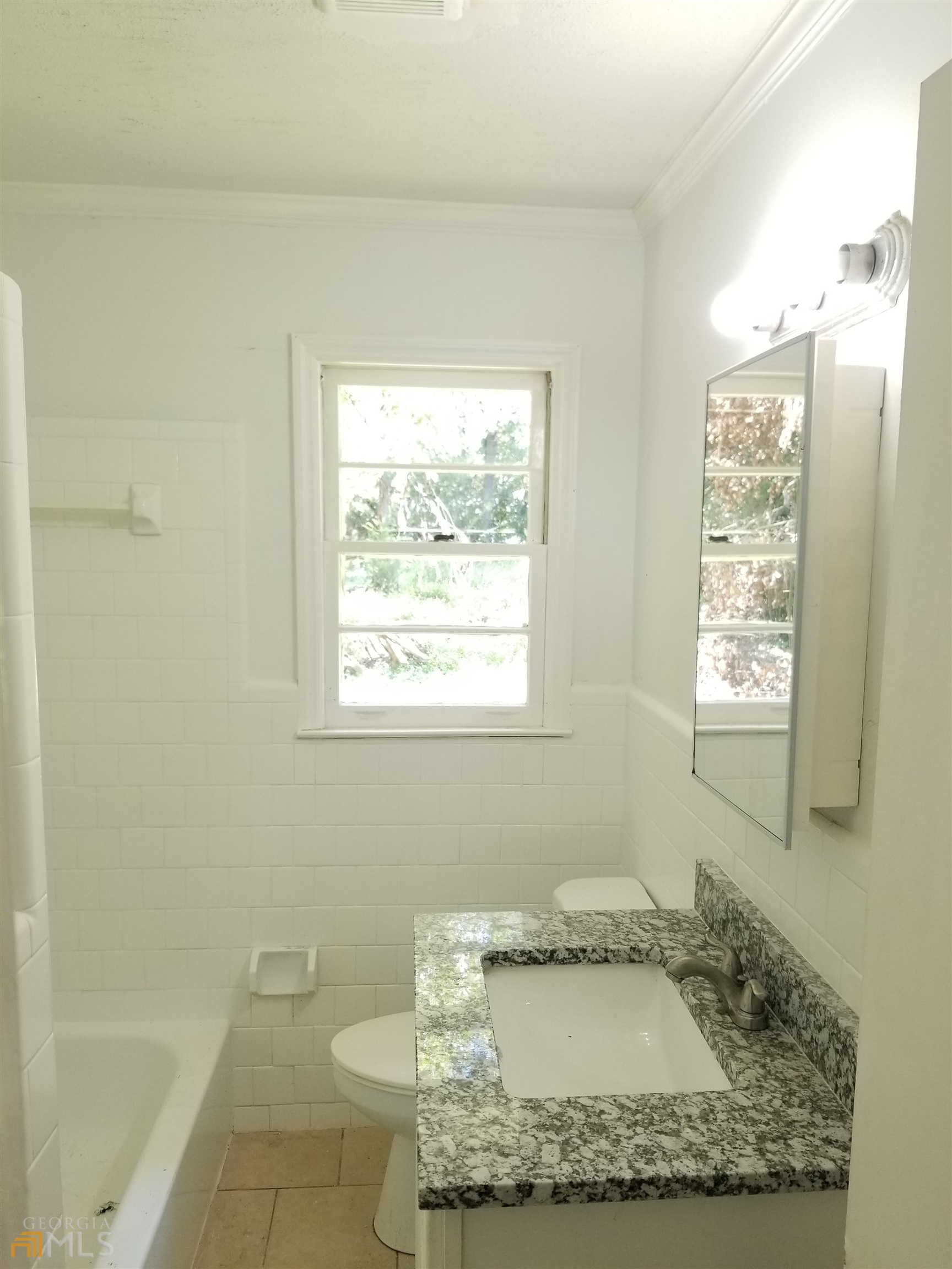 2581 Oak Circle Ellenwood, GA 30294 - Photo 5 of 8