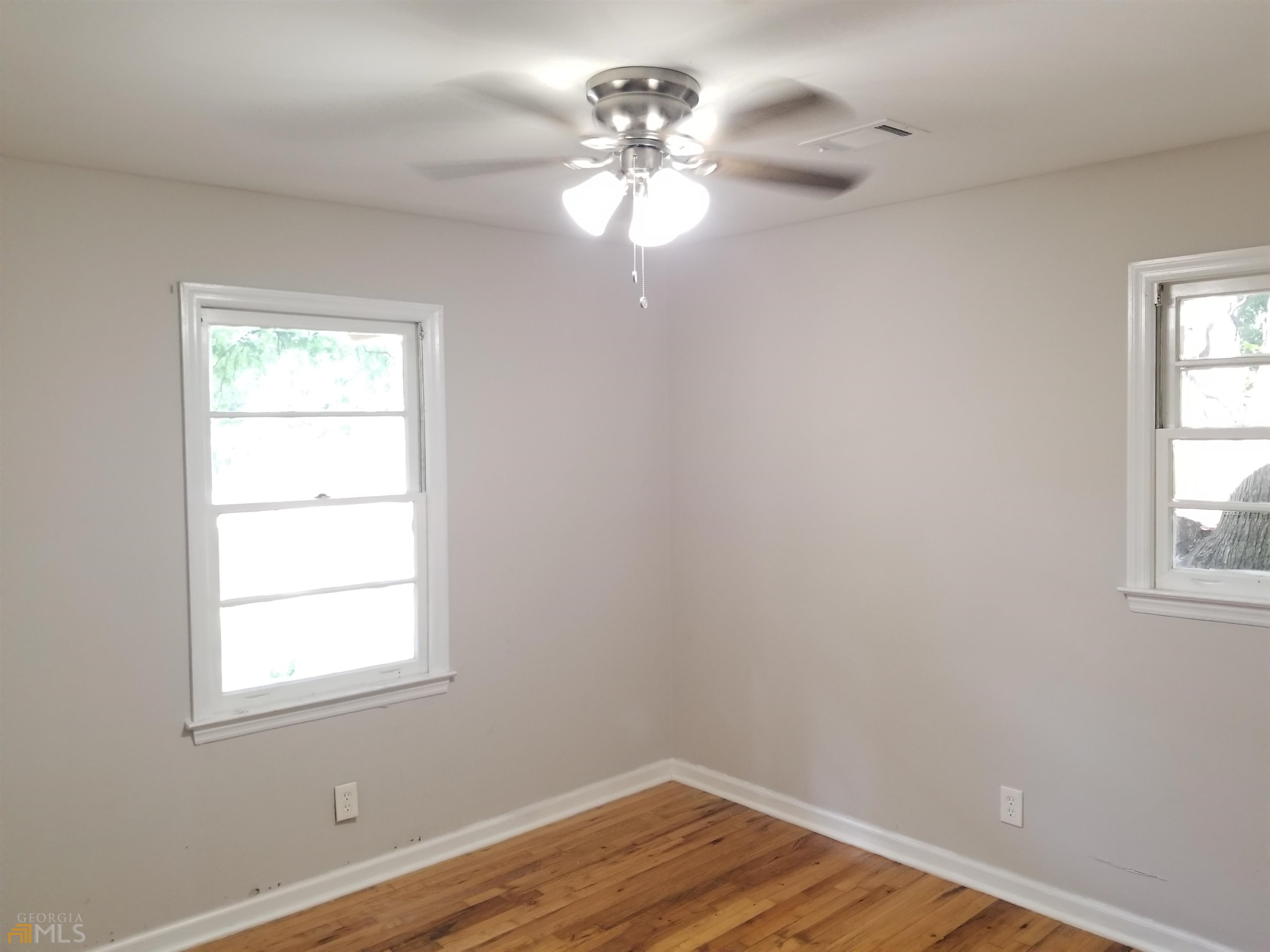 2581 Oak Circle Ellenwood, GA 30294 - Photo 6 of 8