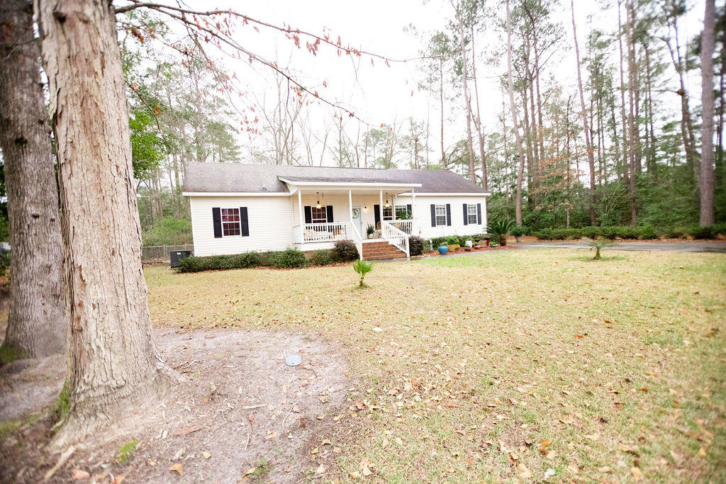 117 Pinewood Street Walterboro, SC 29488 - Photo 42 of 48 IMG_5872