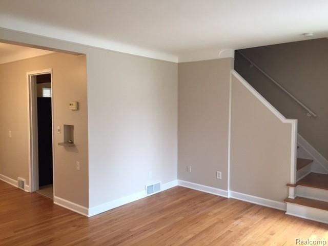 1526 West Webster Road Royal Oak, MI 48073 - Photo 16 of 38