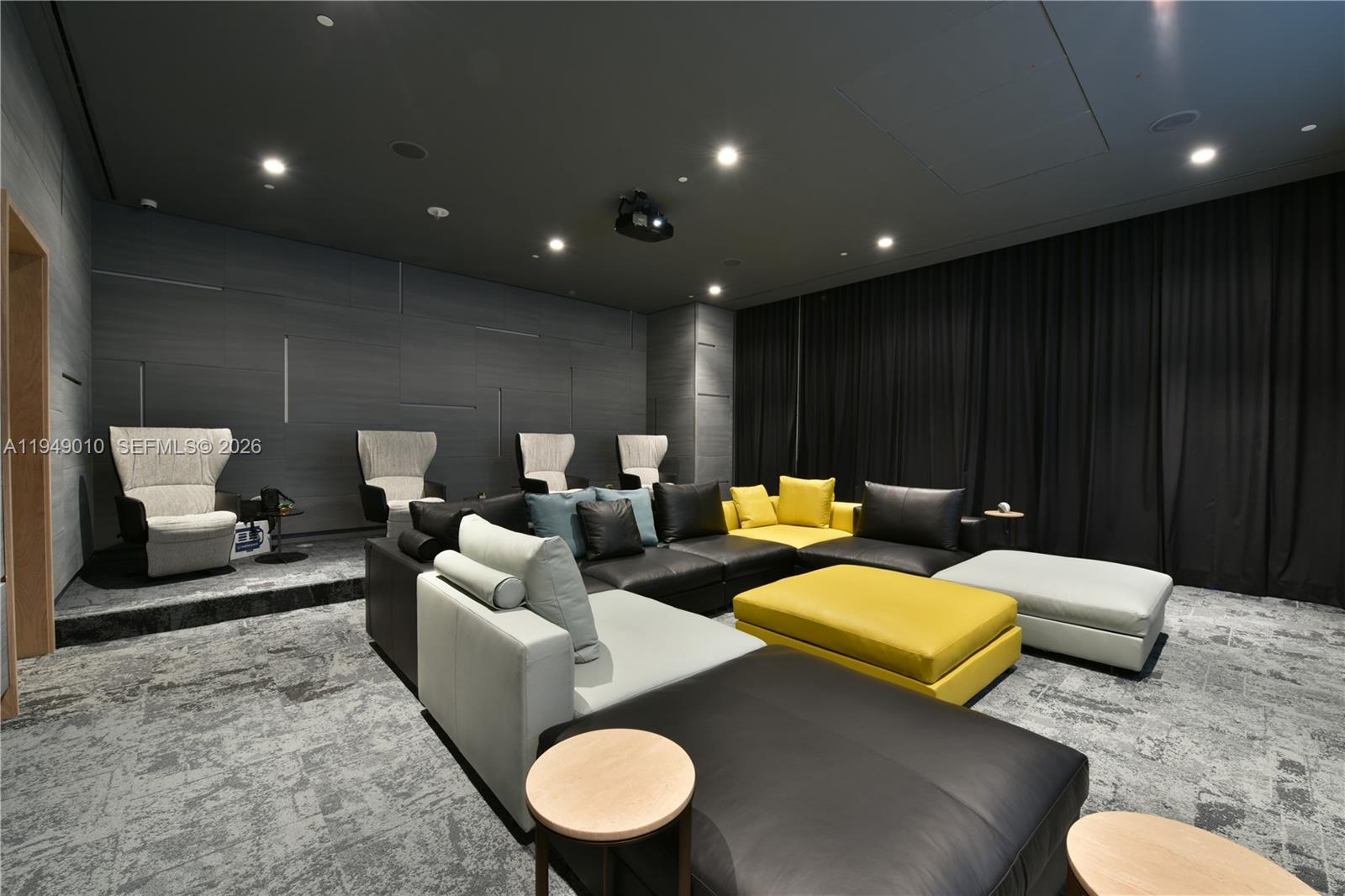 45 Southwest 9th Street, Unit 3405 Miami, FL 33130 - Photo 29 of 47 a living room with furniture