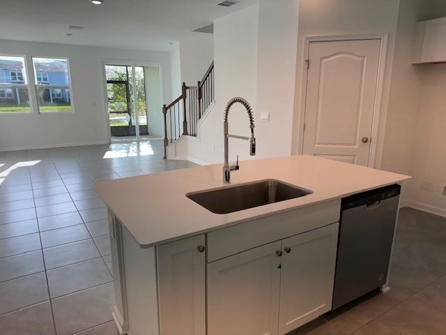 282 Redbud Road Palm Coast, FL 32137 - Photo 6 of 41 a close view of a sink a counter space and utility room