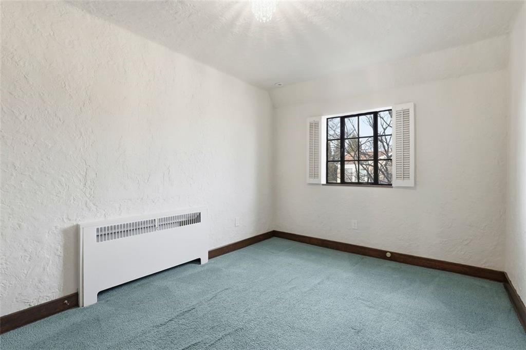 4430 Brownsville Road Pittsburgh, PA 15236 - Photo 37 of 50 an empty room with windows