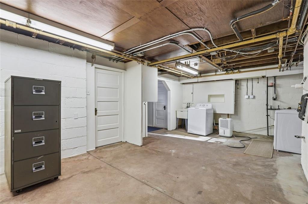 4430 Brownsville Road Pittsburgh, PA 15236 - Photo 45 of 50 a view of a room with storage area