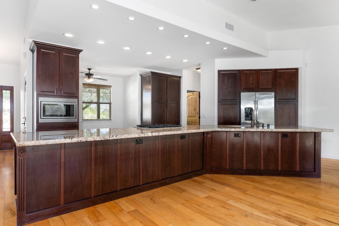 653 Red Cloud Road Paso Robles, CA 93446 - Photo 15 of 57 Gallery Image 15
