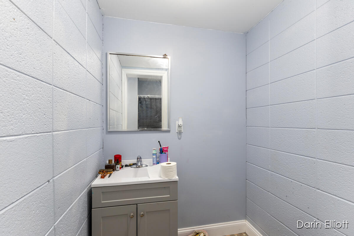 306 Russell Street Hubbardston, MI 48845 - Photo 45 of 87 IMG_1042