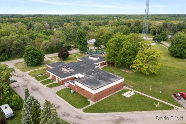 $424,900 | 306 Russell Street, Hubbardston, MI 48845