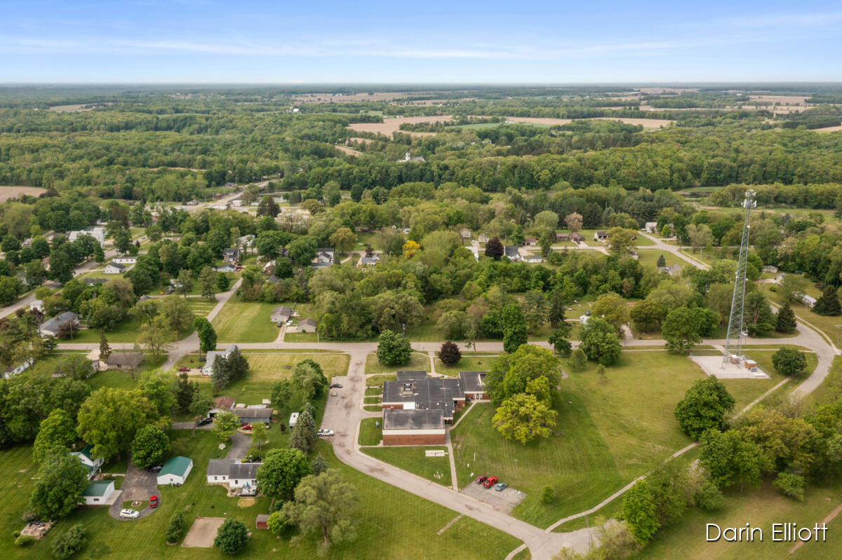 306 Russell Street Hubbardston, MI 48845 - Photo 80 of 87 IMG_1077