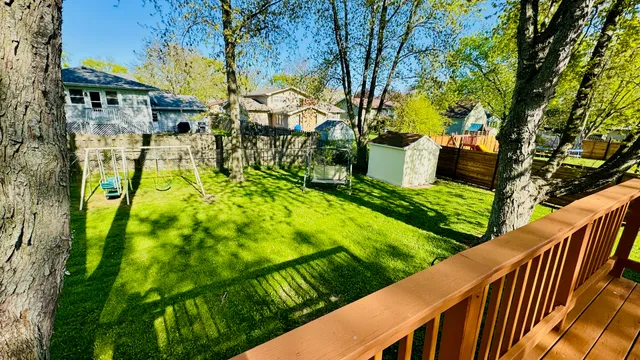 a view of an outdoor space