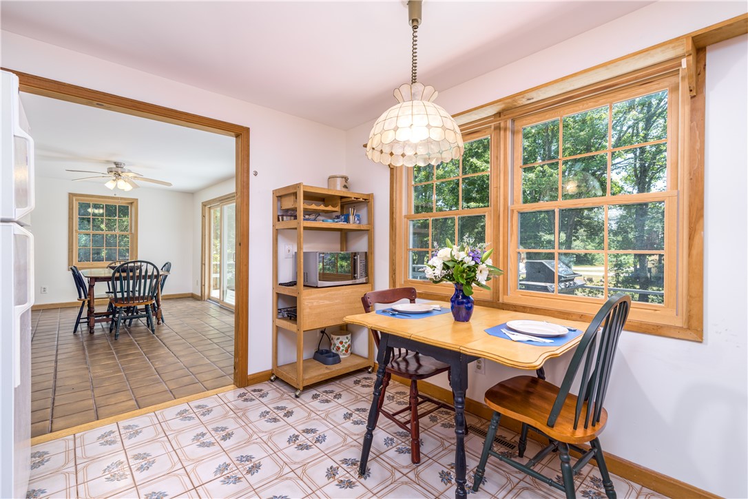 163 Crosspatch Road Charlestown, RI 02813 - Photo 14 of 38