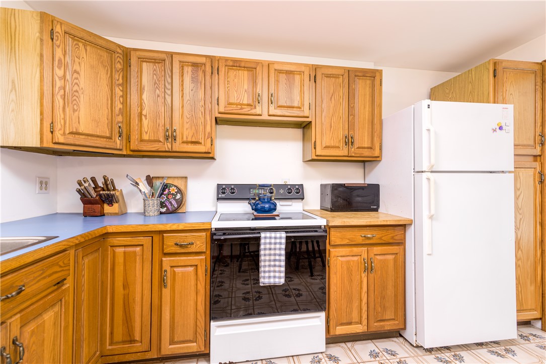 163 Crosspatch Road Charlestown, RI 02813 - Photo 17 of 38