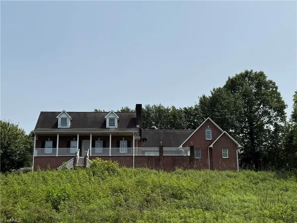 $599,000 | 591 Fox Road, Wilkesboro, NC 28697