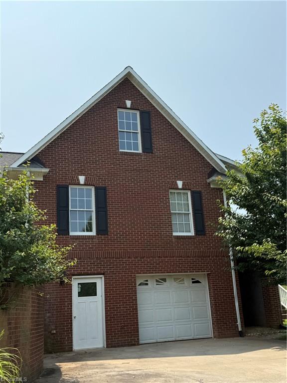 591 Fox Road Wilkesboro, NC 28697 - Photo 6 of 28