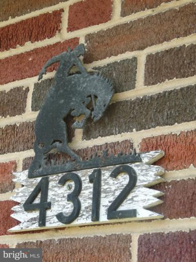 4312 Barrington Road Baltimore, MD 21229 - Photo 18 of 30 Exterior (General)