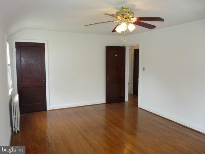 4312 Barrington Road Baltimore, MD 21229 - Photo 25 of 30 Spacious Master Bedroom