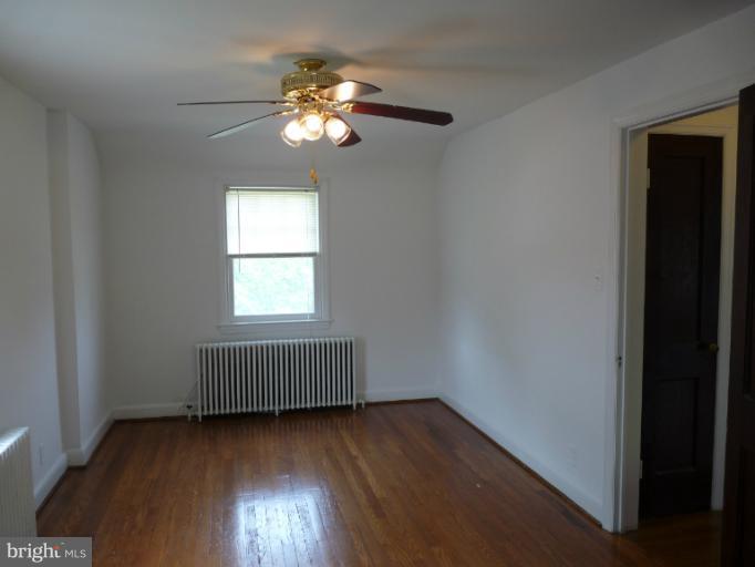 4312 Barrington Road Baltimore, MD 21229 - Photo 26 of 30 3rd Bedroom