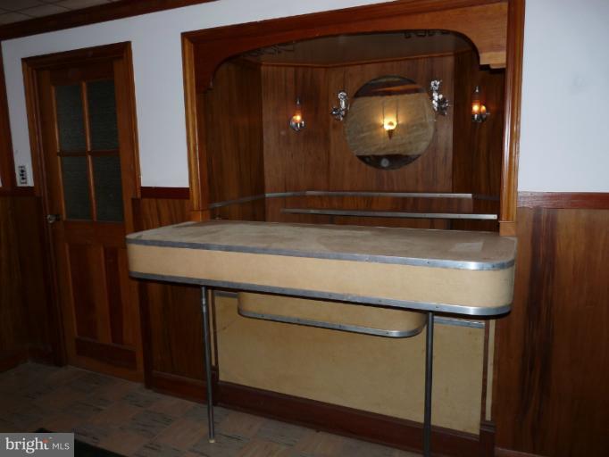 4312 Barrington Road Baltimore, MD 21229 - Photo 10 of 30 Fabulous Bar for Entertaining Your Guests!