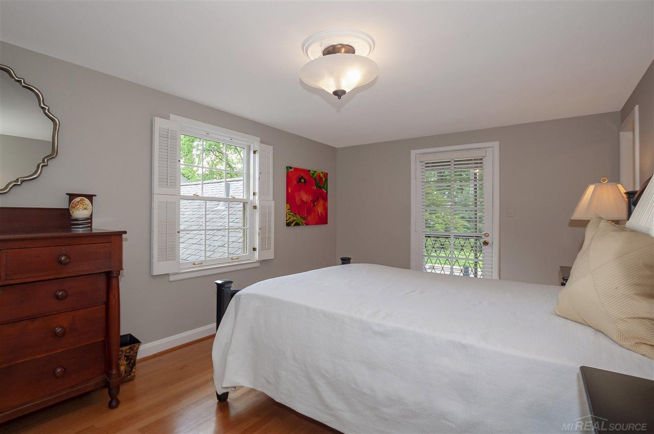 74 Lewiston Road Grosse Pointe Farms, MI 48236 - Photo 28 of 67