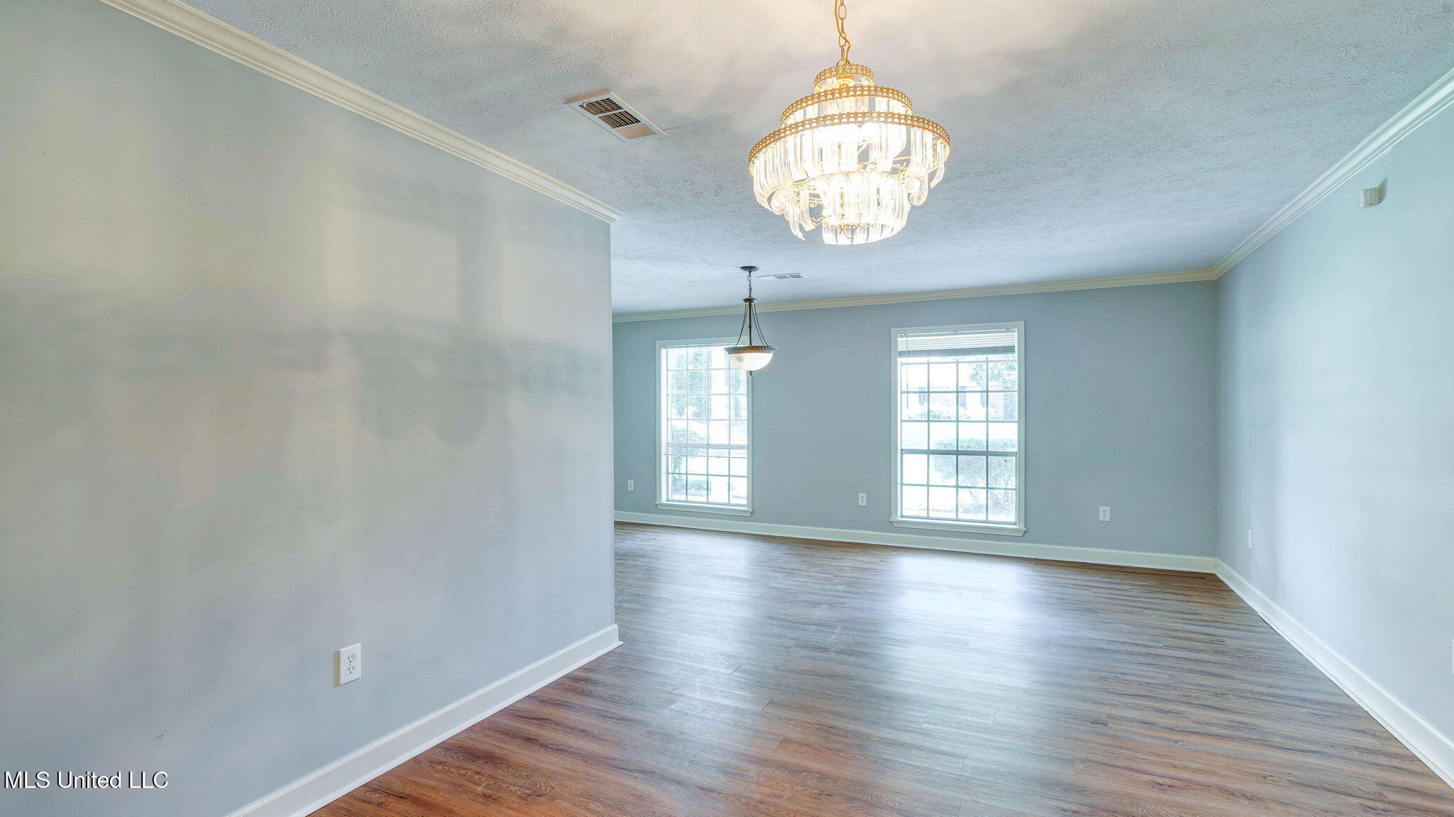 751 Windward Road Jackson, MS 39206 - Photo 14 of 29 17-web-or-mls-2 Interior (11 of 22)
