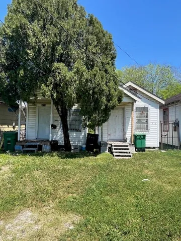 $179,999 | 7615 Avenue F, Houston, TX 77012