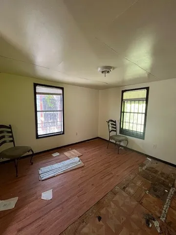 $179,999 | 7615 Avenue F, Houston, TX 77012