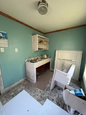 $179,999 | 7615 Avenue F, Houston, TX 77012