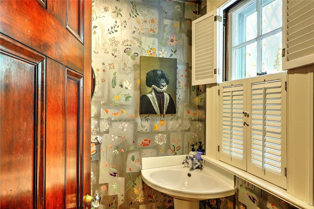 102 Prospect Street Providence, RI 02906 - Photo 27 of 50