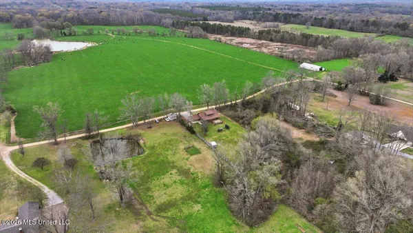 $300,000 | 1440 Clover Hill Circle, Edwards, MS 39066