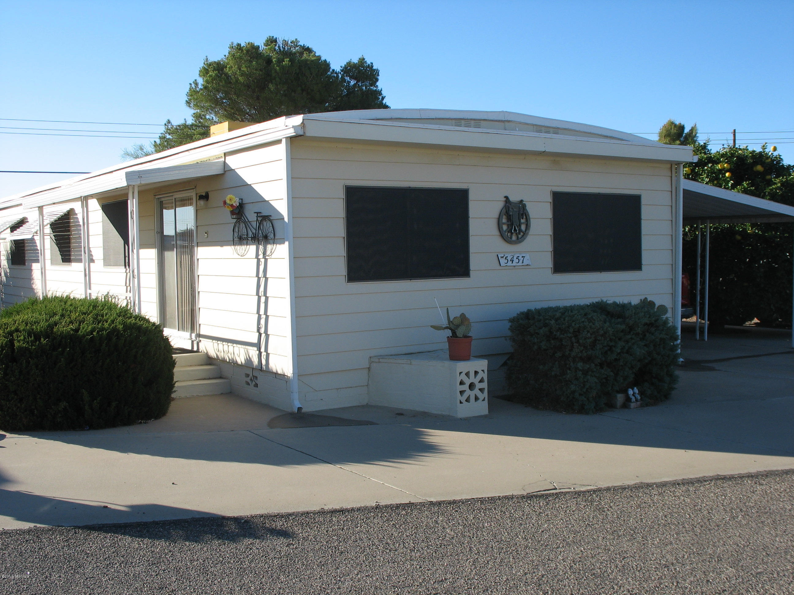 5457 West Rocking Cir Street Tucson, AZ 85713 - Photo 8 of 12 Gallery Image 8