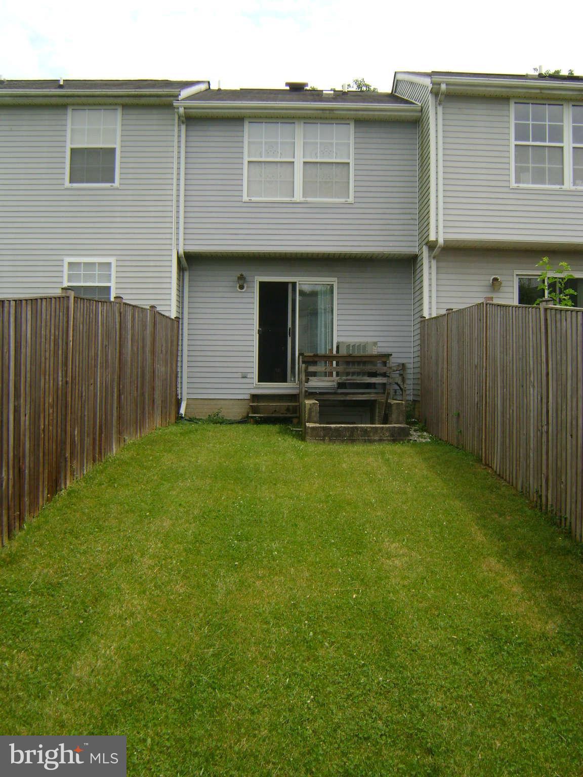 2006 Riding Crop Way Baltimore, MD 21244 - Photo 19 of 20 Exterior Rear