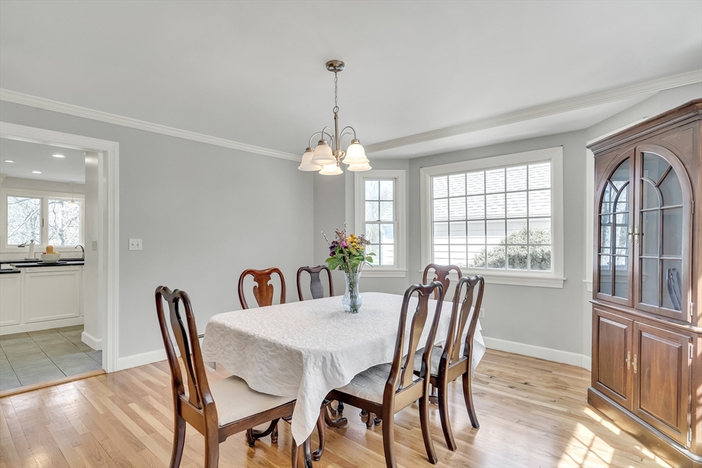 106 Grove Street Lexington, MA 02420 - Photo 13 of 42