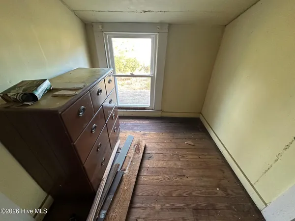 $51,900 | 33455 Highway 264, Engelhard, NC 27824