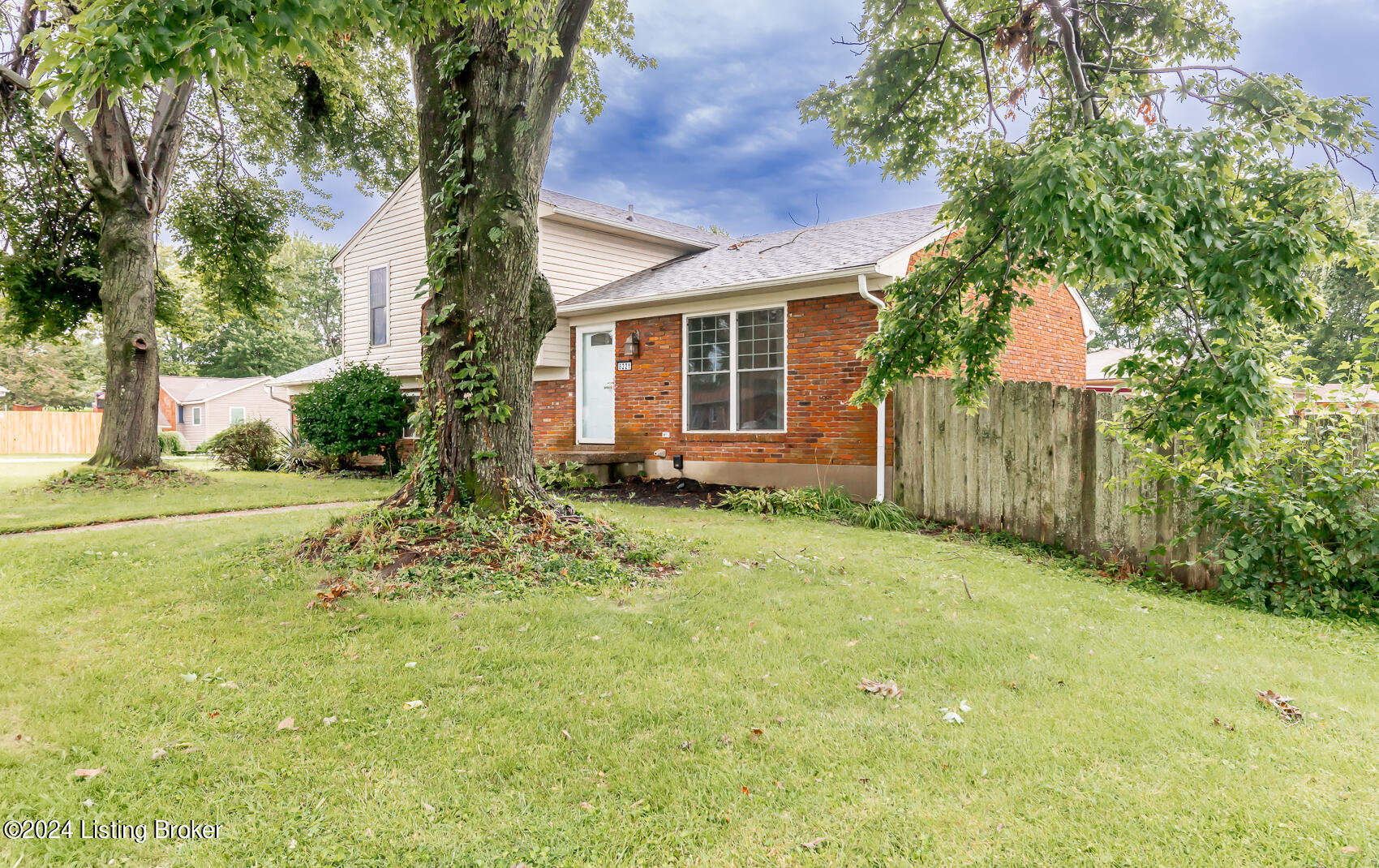 8221 Rochelle Road Louisville, KY 40228 - Photo 45 of 56 8221 Rochelle Rd (1)
