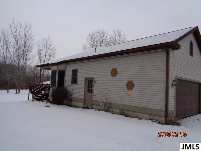 10240 Sayers Road Munith, MI 49259 - Photo 4 of 21 Photo 4