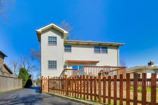 $810,000 | 798 South Linden Avenue, Elmhurst, IL 60126