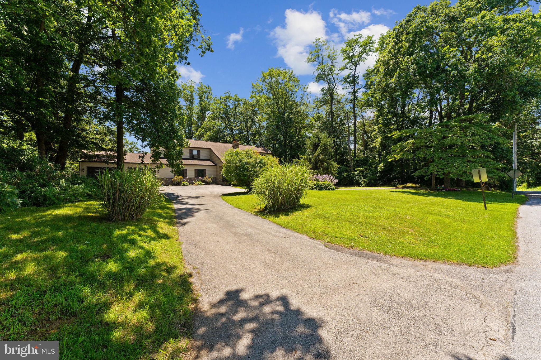 152 Neal Road Coatesville, PA 19320 - Photo 2 of 29 Gallery Image 2